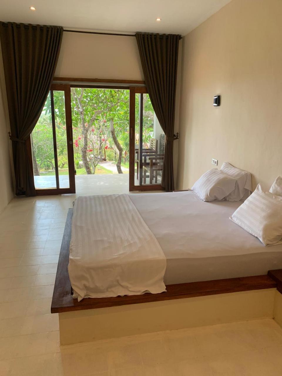 Lombok Coconut Hotel Mangsit Eksteriør billede